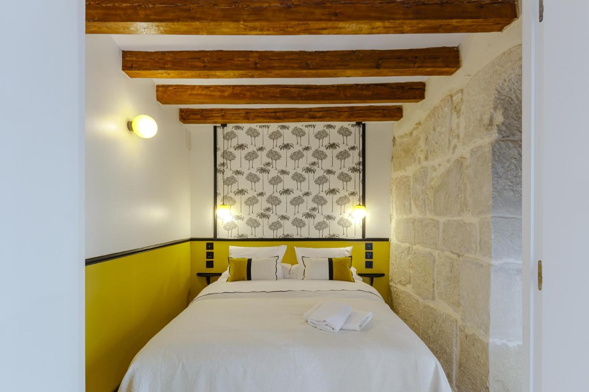 Cozy Charming Apartment In Historic Center Alicante Exterior photo