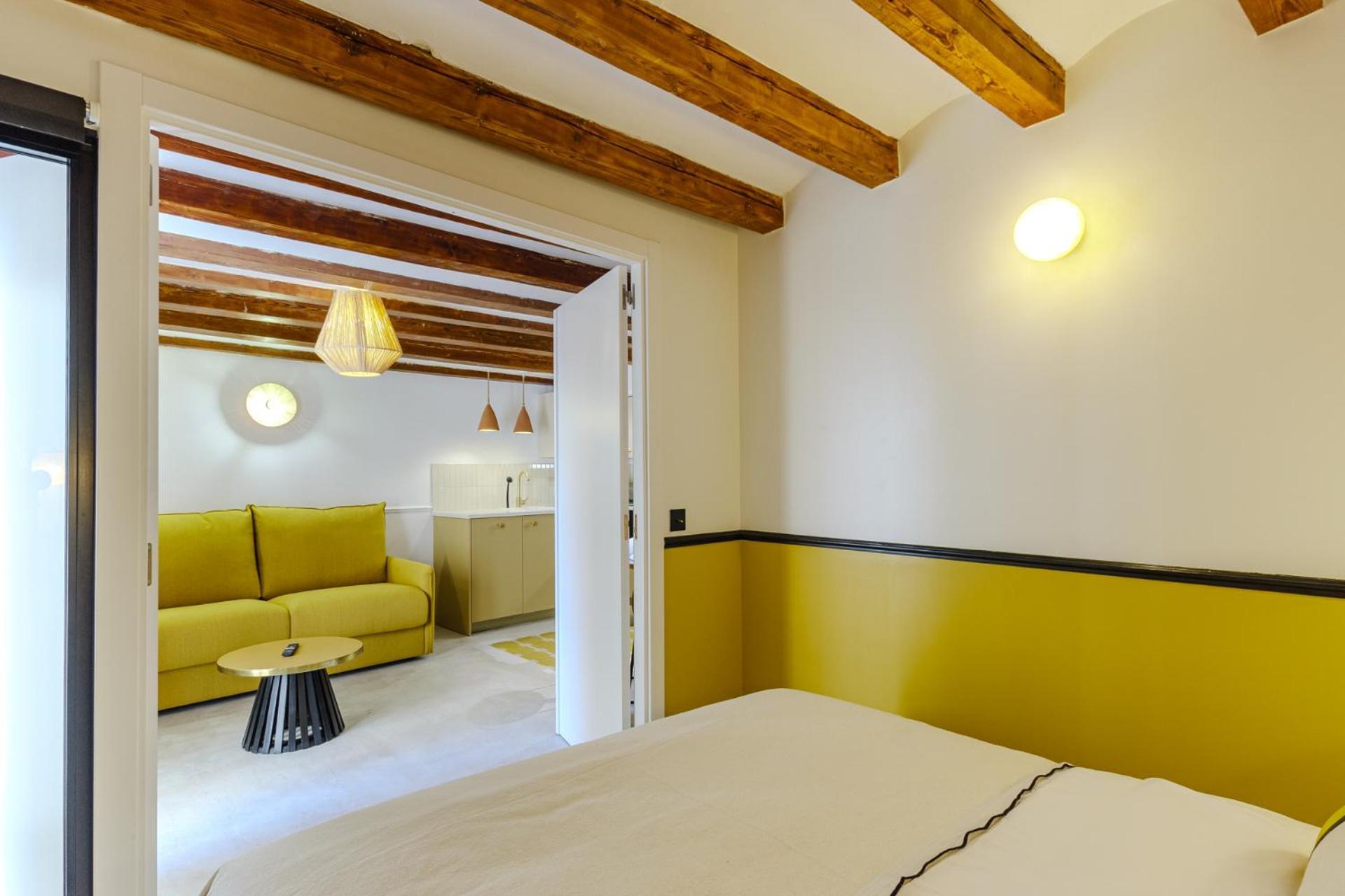 Cozy Charming Apartment In Historic Center Alicante Exterior photo